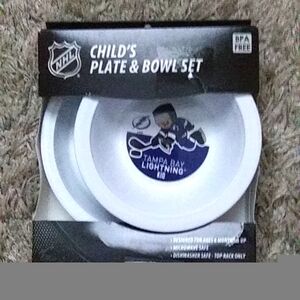 NHL Tampa Bay Lightning Child's  Plate & Bowl Set NHL  kids Officially Licensed